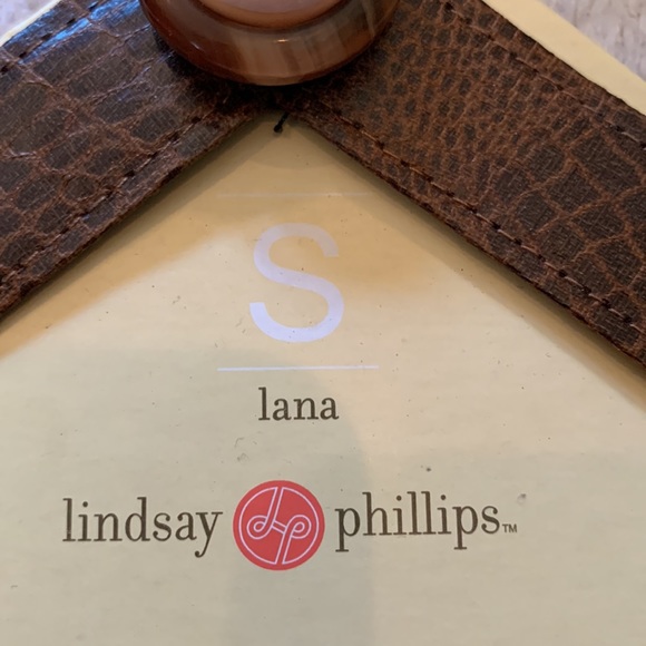 BRAND NEW pair of “Lana” style SwitchFlops by Lindsay Phillips. Size Small. - Picture 5 of 6